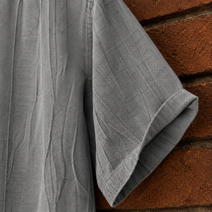 Classic Short-Sleeve Buttoned Shirt