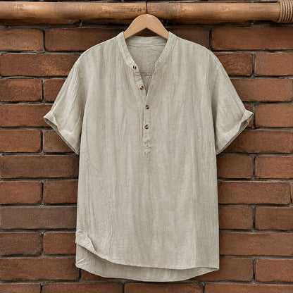 Classic Short-Sleeve Buttoned Shirt